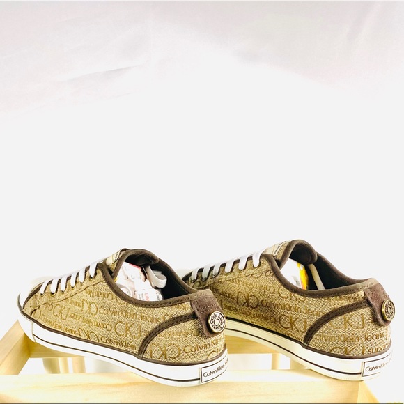 Calvin Klein Shoes - Calvin Klein